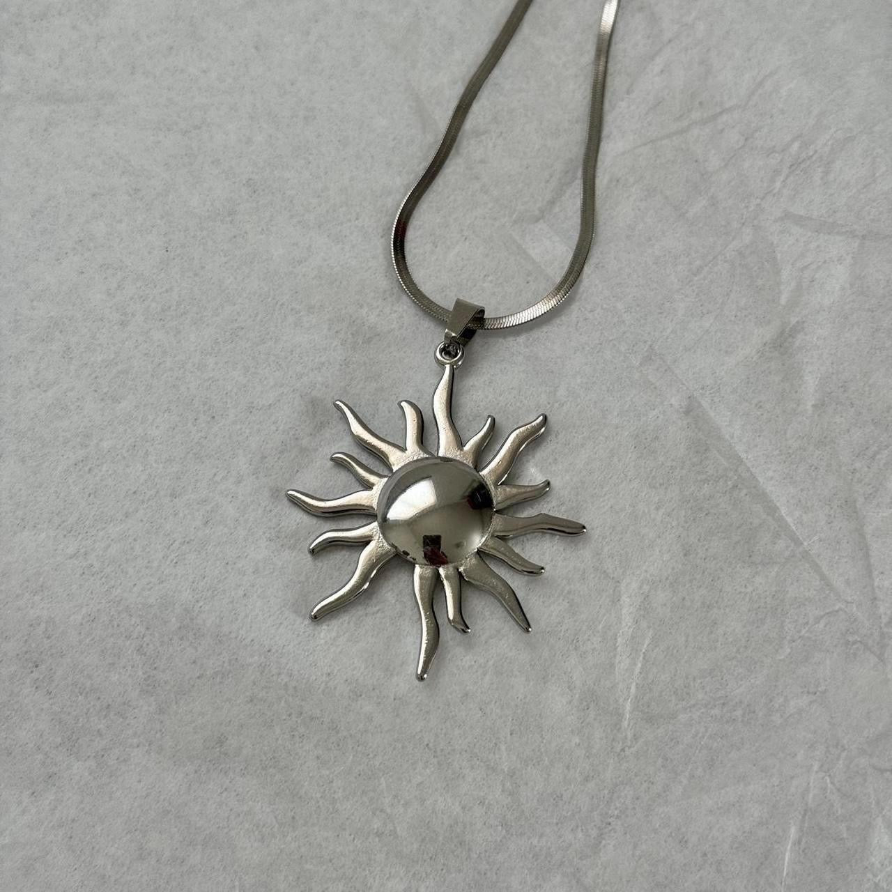 Big solar pendant necklace with Snake chain in silver