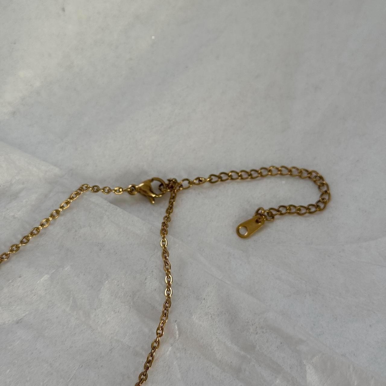 Big circle pendant necklace