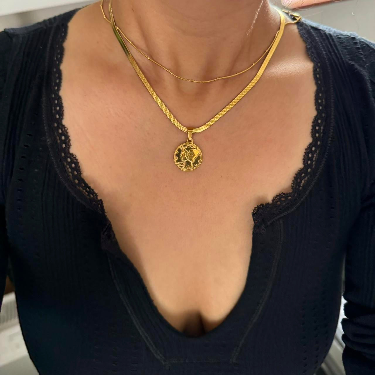 Coin necklace with Snake chain