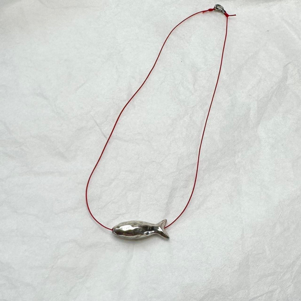 Fish red choker necklace