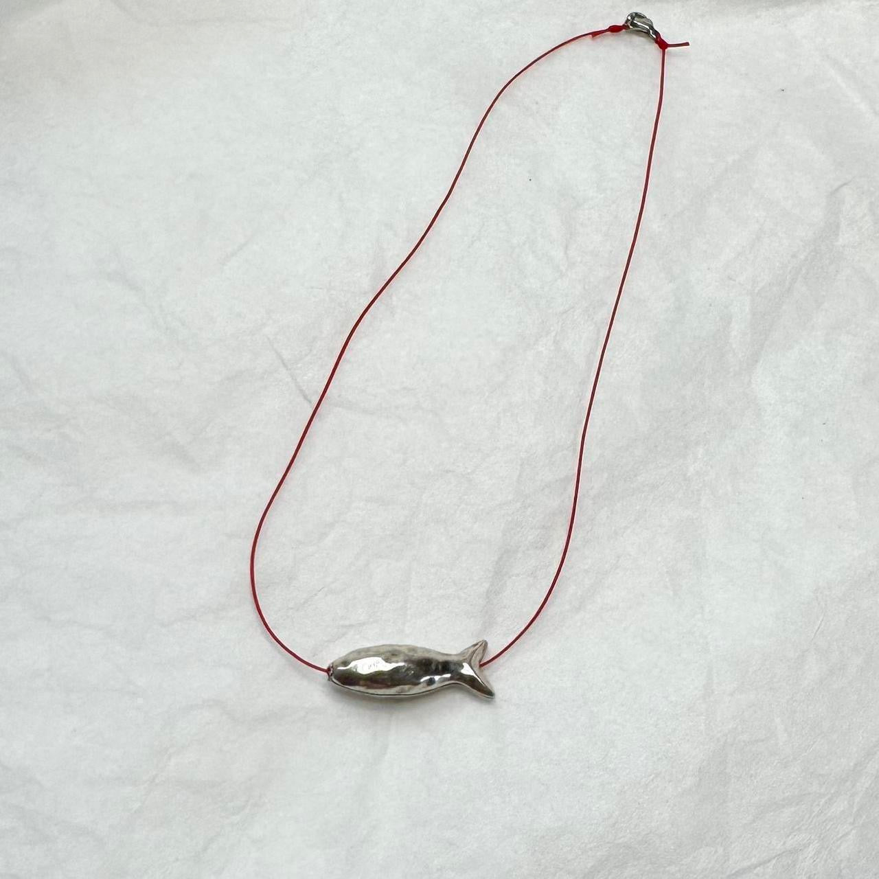 Fish red choker necklace