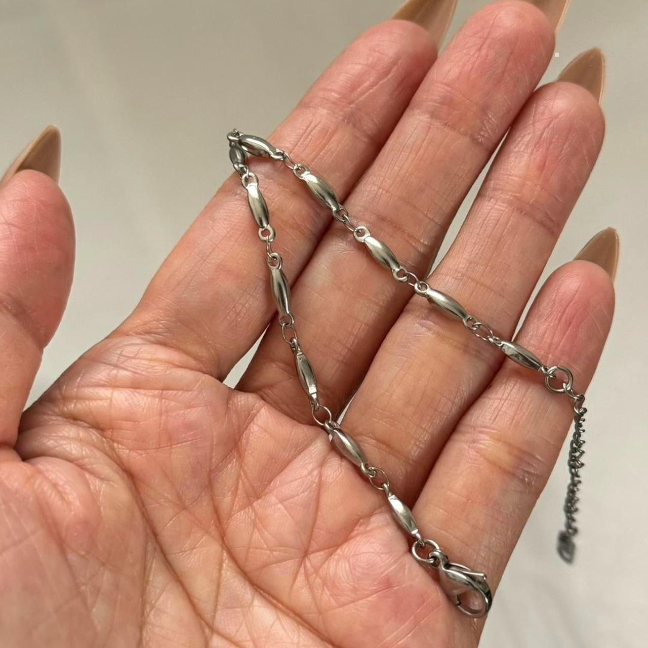 Oval chain bracelet in silver