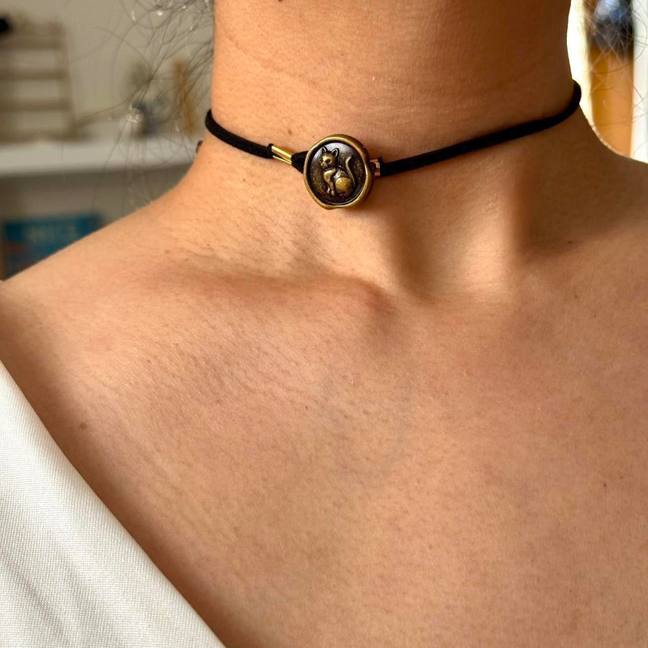 Cat button corded choker