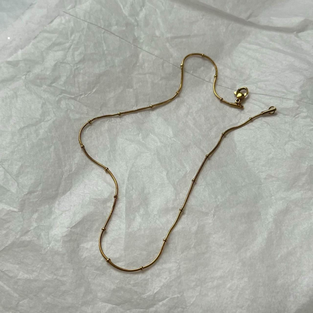 satellite chain choker necklace