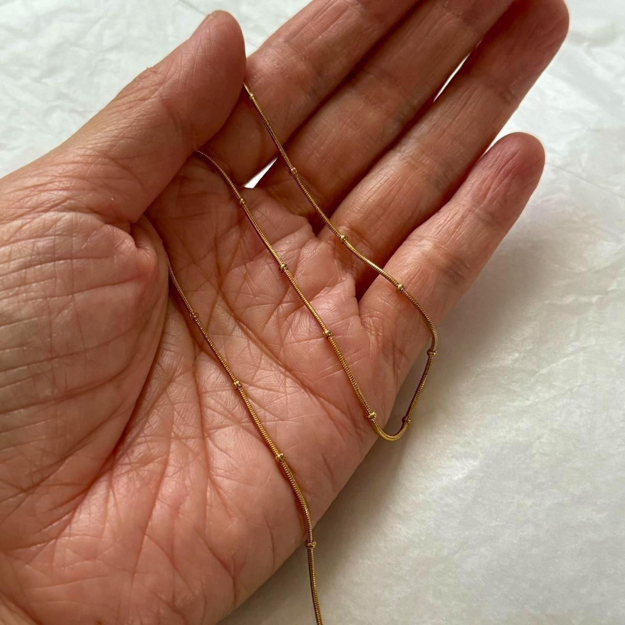 satellite chain choker necklace